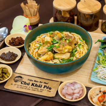 Bún bò sườn sụn