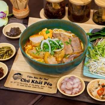 Bún bò nạm + gân + chả